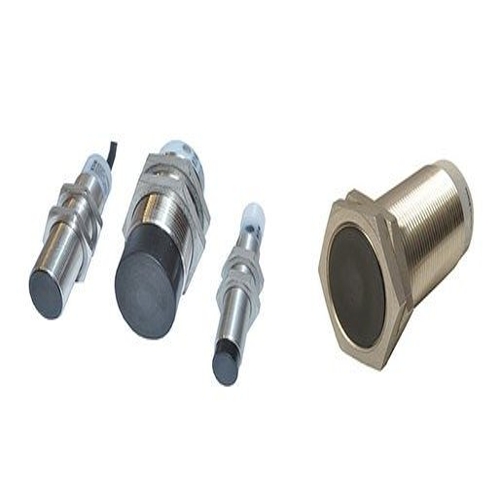 Eaton E56MACD05A20L Inductive Proximity Sensor